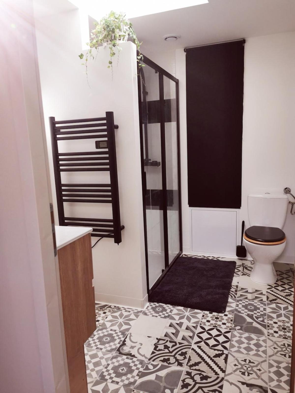 Jolie Maison Renovee Avec Jardin Casa de Férias *