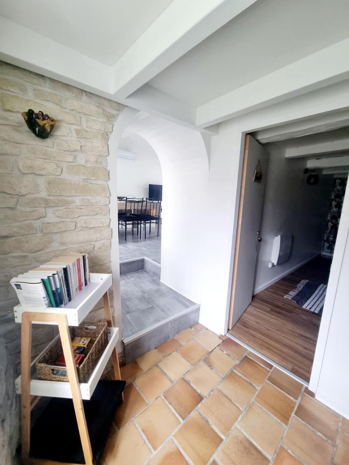 Jolie Maison Renovee Avec Jardin * Esnandes